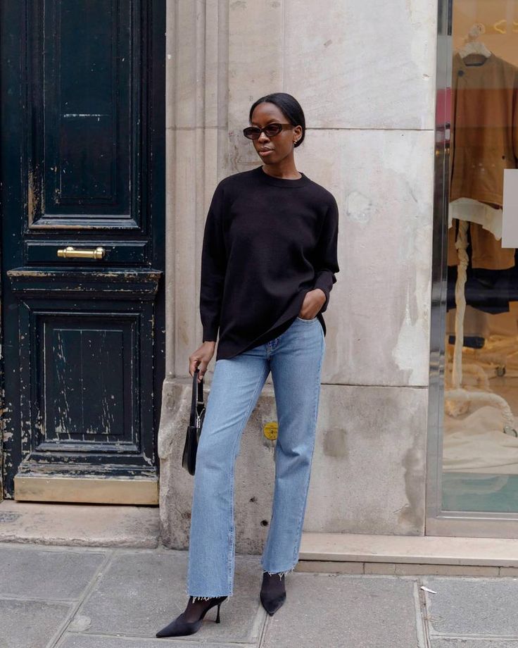 Mango French-Girl Style: These 43 Pieces Are It | Who What Wear Sweater And Jeans Outfit, Casual Chique Stijl, Chic Style Inspiration, Thanksgiving Outfit Ideas, Chique Outfit, Casual Chic Outfits, Cute Thanksgiving Outfits, What To Wear Fall, Thanksgiving Outfit Women