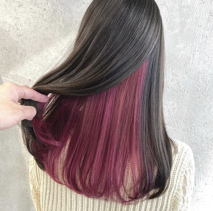 Hidden Highlights, Underdye Hair, Hair Dyed Underneath, Pink Purple Hair, Underlights Hair, Rambut Brunette, Korean Hair Color, Pink Hair Dye, Hair Color Underneath