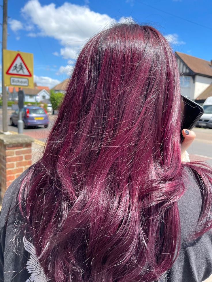 Purple long witchy hair for autumn Wine Pink Hair, Warm Purple Hair, Dark Magenta Hair, Hair For Autumn, Reddish Purple Hair, Draculaura Hair, Plum Red Hair, Plum Purple Hair, Plum Hair Color