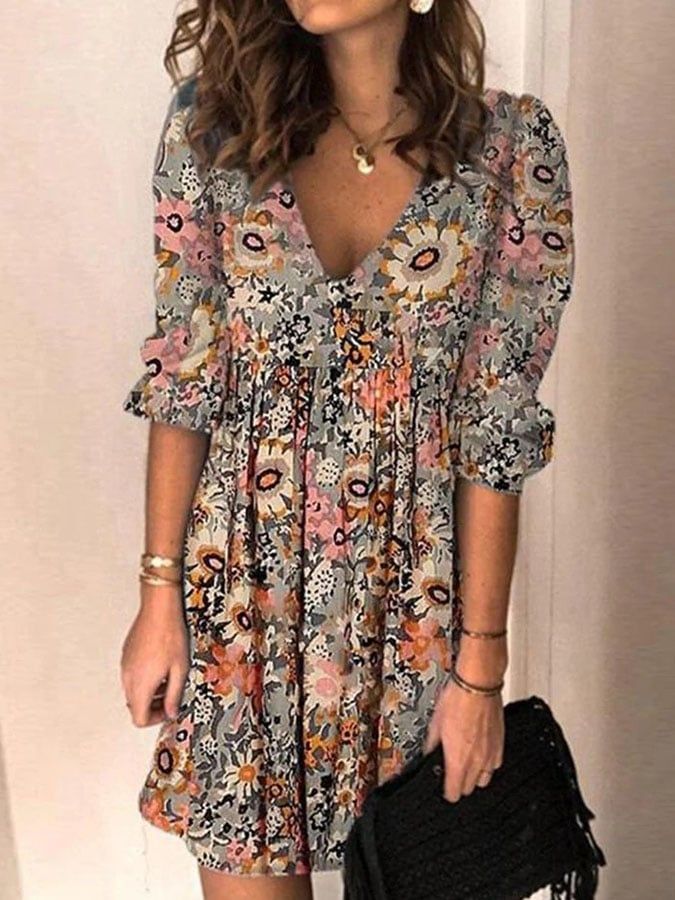 Women's Vintage Floral V-Neck Casual Dress Dresses For Vegas, Cute Dresses Summer, Cute Camping Outfits, Sophisticated Cocktail Dress, Casual Tunic Dress, Vestidos Retro, Casual Short Sleeve Dress, Printed Casual Dresses, Hippie Fashion