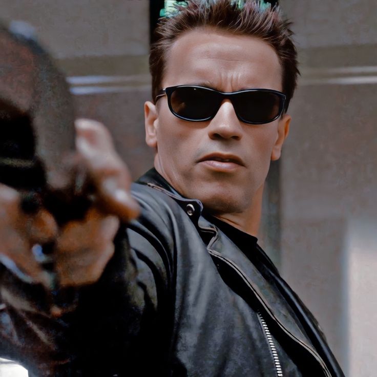 Arnold Schwarzenegger Terminator 2, T 800 Terminator, Terminator Movies, Tom Cruise Movies, The Terminator, Image Film, Movie Black, James Cameron, Tough Guy