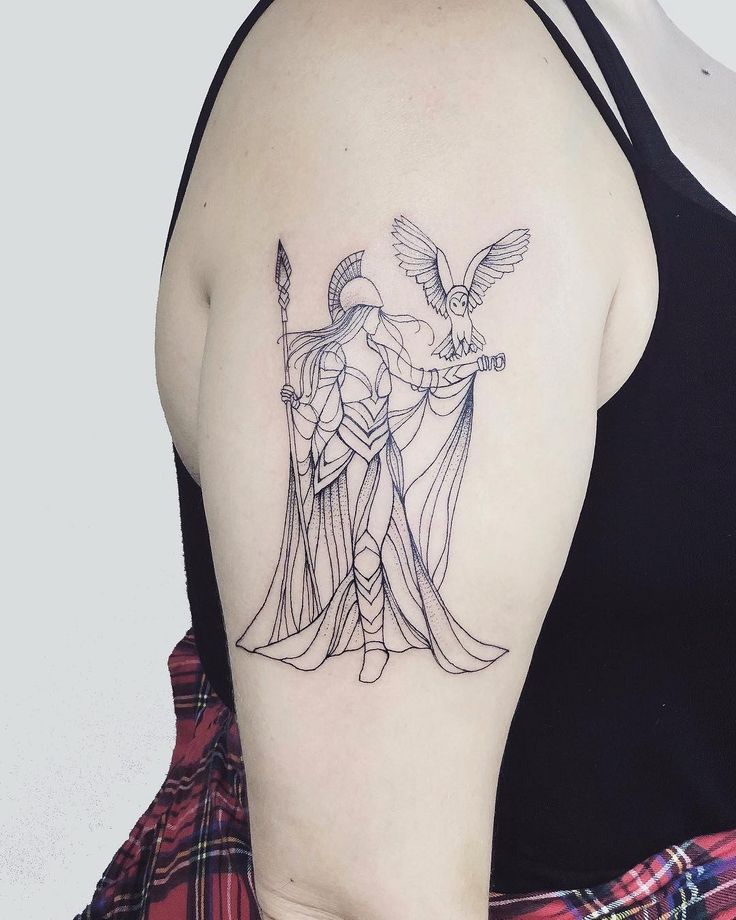 NW • Laura Martinez on Instagram: “A badass woman for a badass woman. Athena goddess of Wisdom ✨. Thank you Abbey!  #blackworkerssubmission #tttism #tattooartistmagazine…” Greek Goddess Tattoo, Artemis Tattoo, Brooklyn Williamsburg, Athena Tattoo, Greek Civilization, Greek Mythology Tattoos, Goddess Tattoo, Mythology Tattoos, Geniale Tattoos