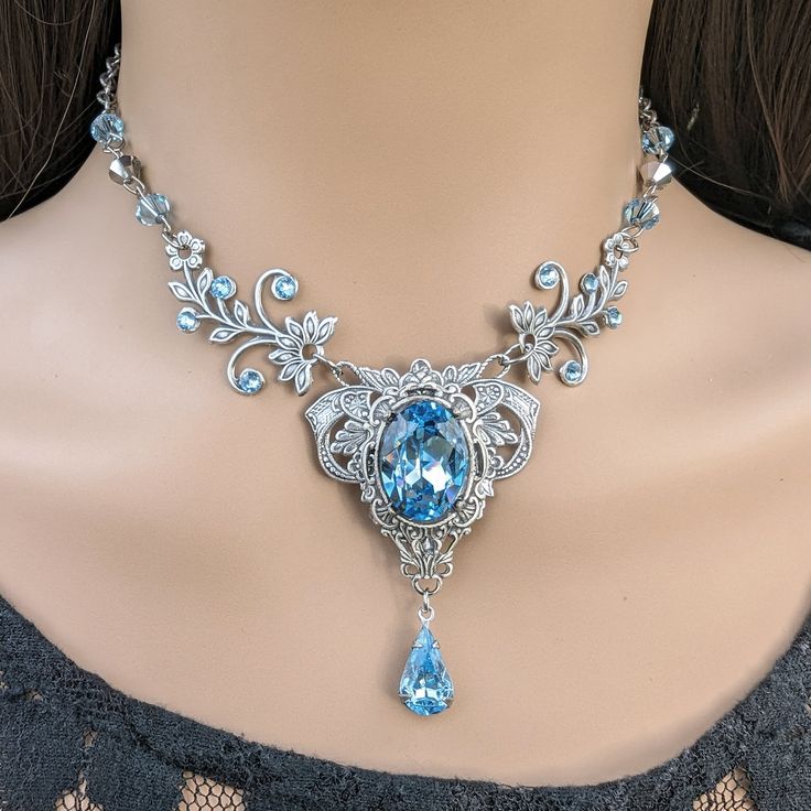 Royal Necklace Jewelry, Royalty Necklace, Nice Necklaces, Royal Jewellery, Royal Necklaces, Royal Necklace, Jewellery Vintage, Gem Jewelry, Necklace Vintage