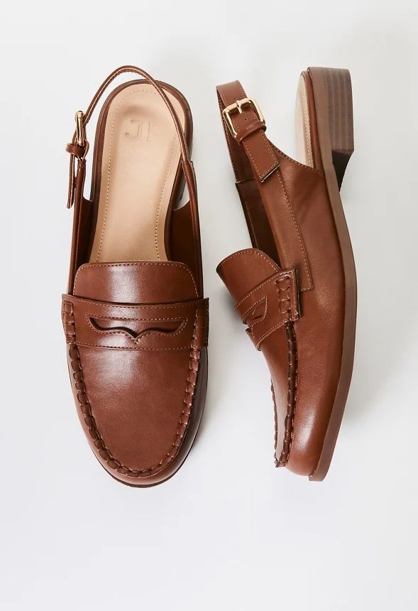 Mason Flat Loafer in Leather Brown - Get great deals at JustFab Brown Loafers Outfit Women, Business Shoes For Women, French Style Shoes, Business Casual Shoes Women, Western Office, Casual Work Outfits Women, Money Honey, Loafers Outfit, Business Casual Summer