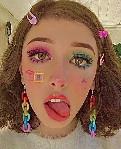 Kidcore Makeup, Aesthetic Kidcore, Makeup Drawing, Indie Makeup, Kawaii Makeup, Estilo Indie, Swag Makeup, Cute Makeup Looks, Creative Eye Makeup