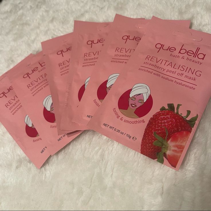 6 Pack Que Bella Revitalizing Strawberry Peel Off Face Mask - 0.35oz. New Condition Face. Mask, Lots Of Face Masks, Packs Of Face Masks, Facw Masks, Target Skincare, Face Mask Peel Off, Peel Off Face Mask, Skin Care Supplies, Cute Watermelon