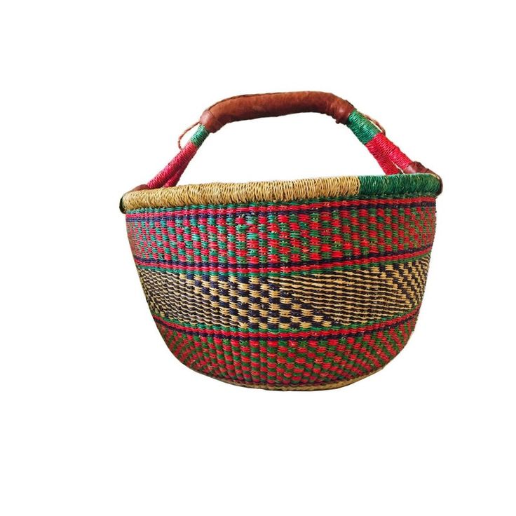 a woven basket with wooden handle is shown on a white background, it has red and green handles