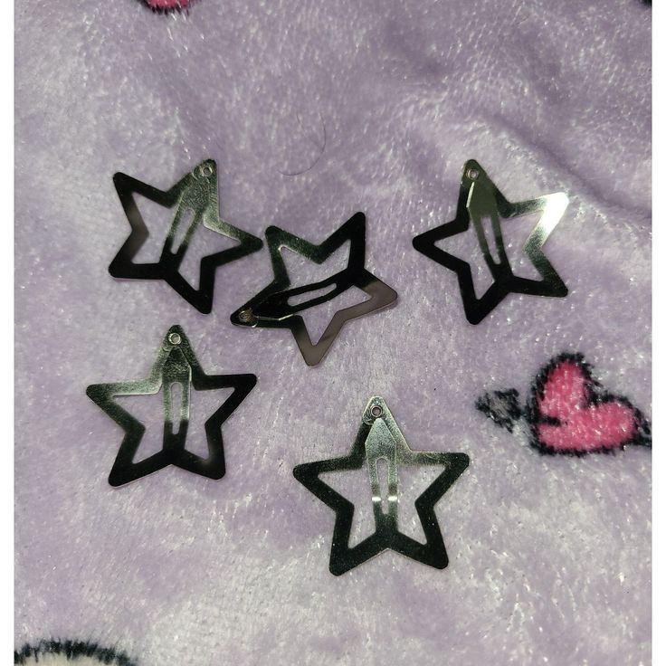 Five New Star Shaped Hairclip Accessories :) Bundle To Save On Shipping !! Add Your Items To Your Cart, It'll Show The Option To Create A Bundle! This Will Combine Each Item Into One Shipping Cost! Emo Goth Gothic Alternative Alt Edgy Grunge Punk Rock Jewellery Jewelry Egirl Eboy 90s Spooky Kill Star Spirit Halloween Horror Mall Goth Trad Goth Romantic Goth Witchy Vampy Dolls Kill Vampire Handmade Hand Assembled Gothabilly Psychobilly Rockabilly Hot Topic Indie Accessories Cosplay Metal Costume Metalhead Accessories, Metal Show Outfit, Goth Trad, Romantic Goth Outfits, Indie Accessories, Accessories Cosplay, Metal Costume, Scene Accessories, Kill Star