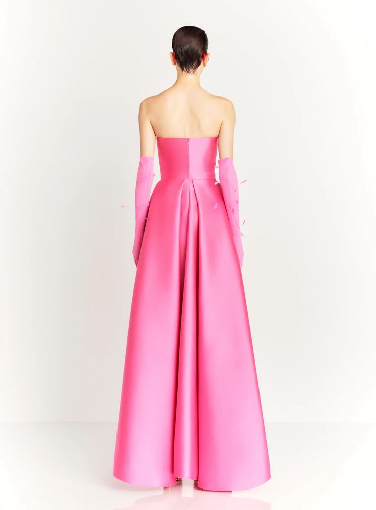 The Tiffany Maxi Dress in Light Pink – Solace London US Prom Season, Solace London, London Dress, Bridal Dresses, Light Pink, Evening Dresses, Prom, Spring Summer, Maxi Dress