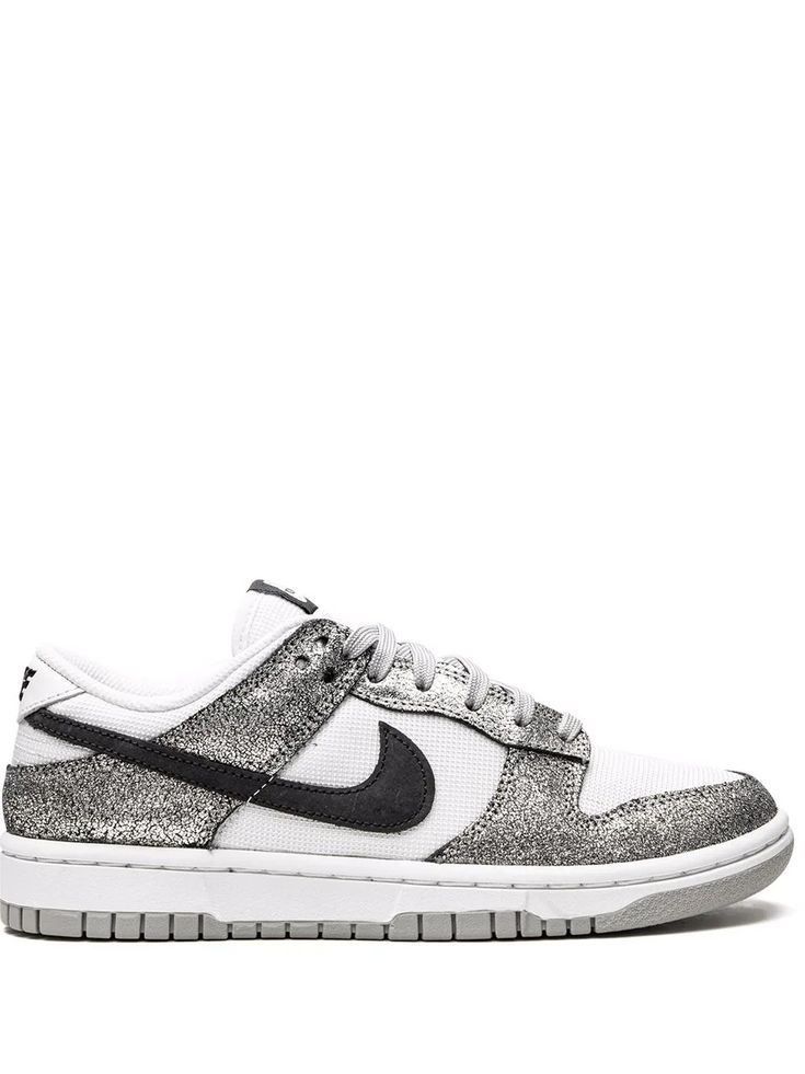 Shop Nike Dunk Low sneakers with Express Delivery - FARFETCH Nike Dunk Low Golden Gals, Nike Tenis, Dr Shoes, Shoe Wishlist, Metallic Look, Shoe Inspo, Stockholm Fashion, Swag Shoes, Sneakers Grey