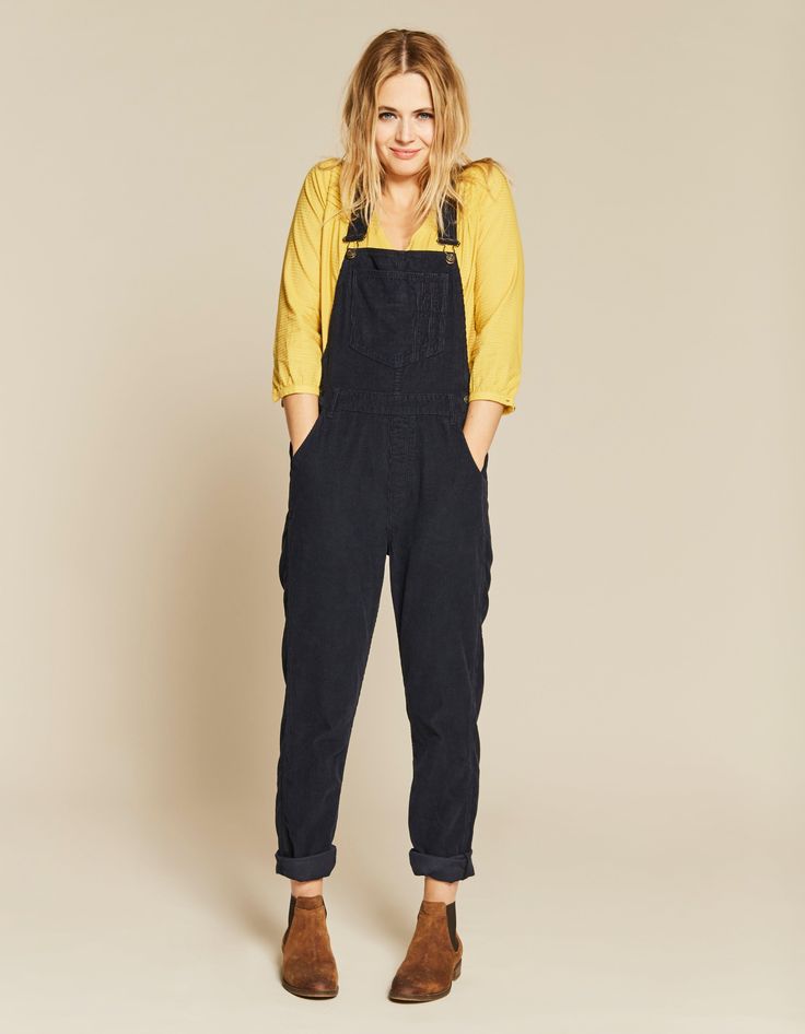 How To Style Dungarees, Cord Dungarees, Dungarees Outfit, Dungarees For Women, Dungaree For Women, Dungaree Outfit, Black Dungarees, Animals Tattoos, Design Humor