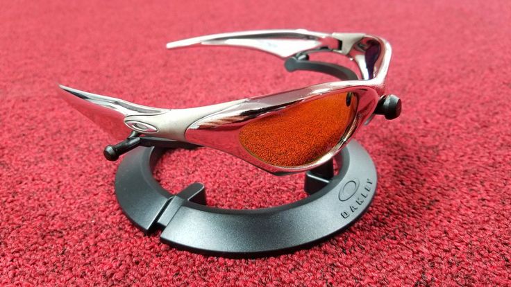 Vitaly Jewelry, Y2k Glasses, Types Of Sunglasses, Vintage Oakley, Custom Sneakers Diy, Cheap Glasses, Sporty Sunglasses, Oakley Glasses, Chinese Products