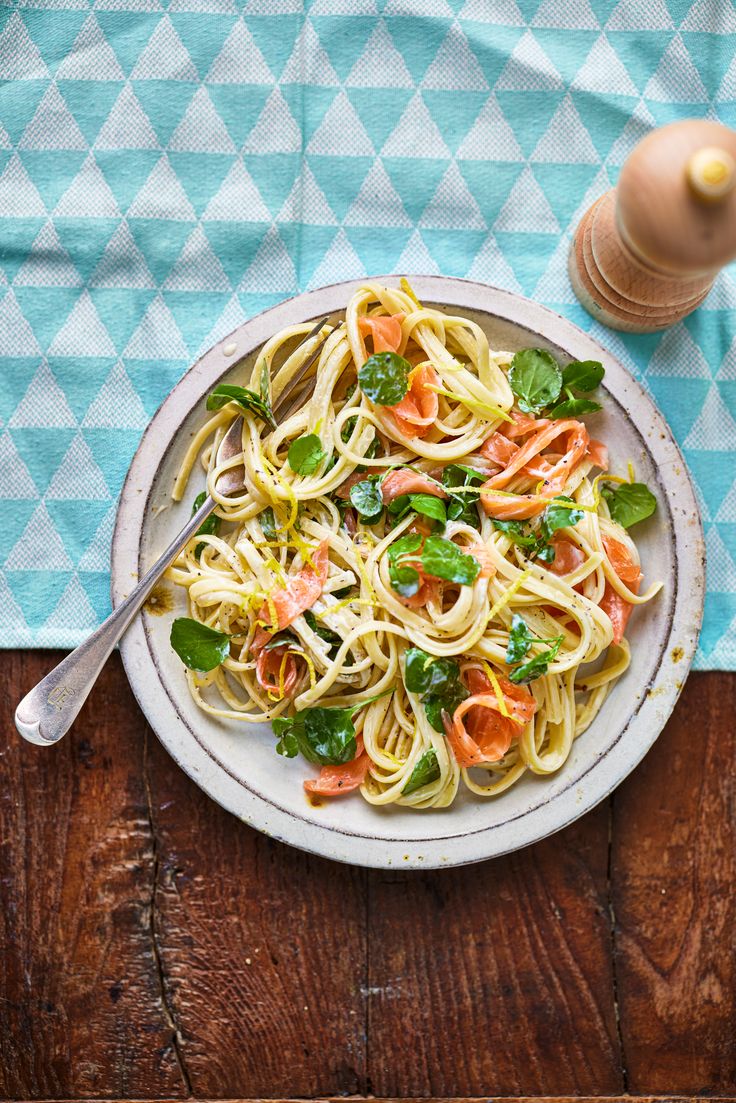 Image shows a plate of spaghetti with a sauce, smoked salmon and green watercress. Smoked Salmon Pasta Recipes, Watercress Sauce, Smoked Salmon Breakfast, Creamy Salmon Pasta, Salmon Pasta Recipes, Salmon Breakfast, Smoked Salmon Pasta, Salmon Pizza, Smoked Salmon Recipes