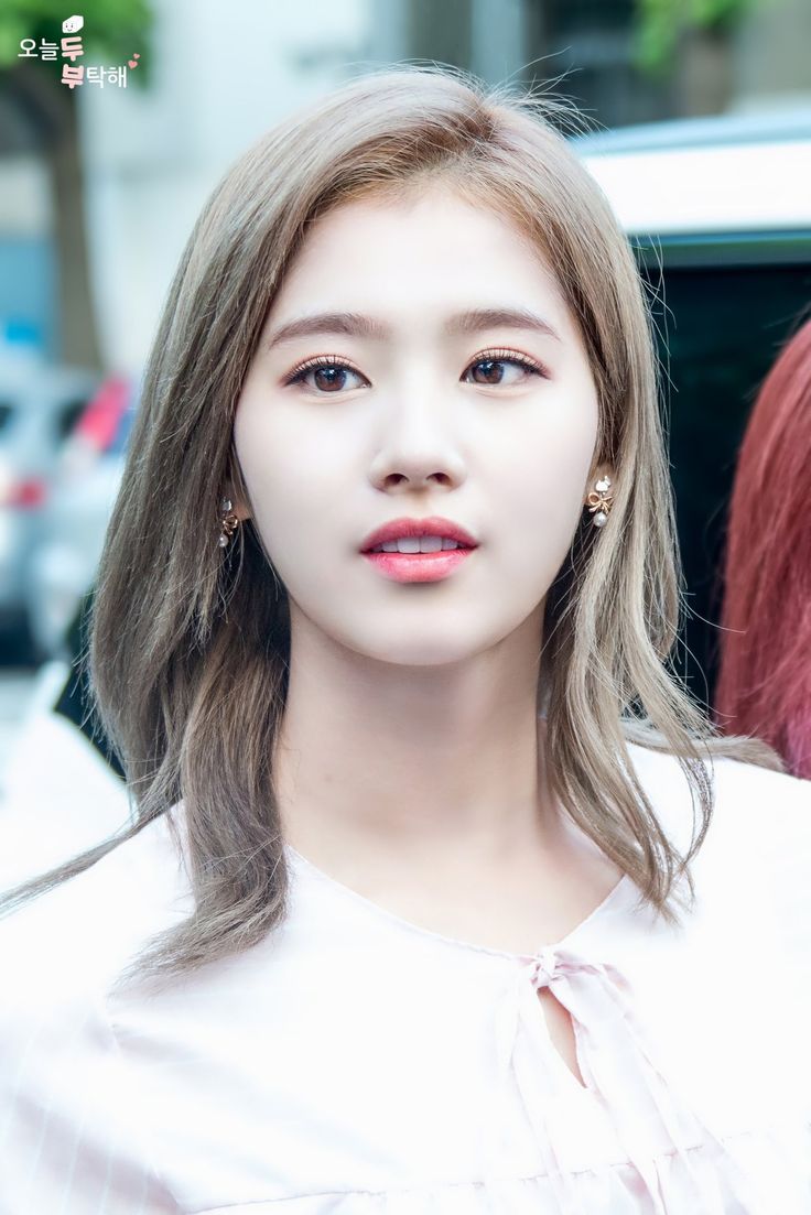 Kim Hee-ae, Sana Minatozaki, Beauty Pop, Twice Once, Minatozaki Sana, Twice Sana, Sweet Girls, Kpop Idol, Korean Girl