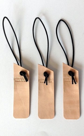 Leather Goods Packaging, Tags Design, Hang Tag Design, Leather Tags, Tags Diy, Leather Luggage Tags, Luggage Bag, Leather Luggage, Leather Projects