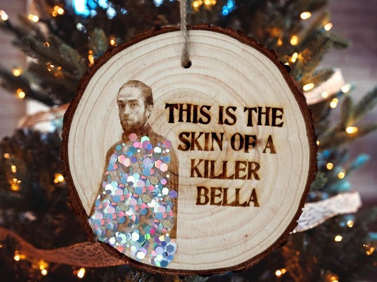 Twilight Ornament Skin Of A Killer Bella, Nightmare Before Christmas Wedding, Wedding Cake Serving Set, Engraved Christmas Ornaments, Nightmare Before Christmas Tattoo, Funny Christmas Tree, Funny Ornaments, First Christmas Married, Funny Christmas Gifts