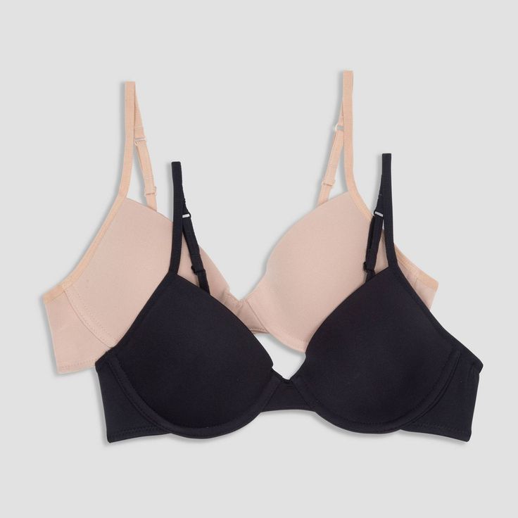 Give your little ones unbeatable comfort with the Hanes Girls' 2pk Underwire Bra in Beige/Black. These awesome bras provide underwired support, along with molded cups that fit snugly and invisibly under any outfit. Both practical and comfy, they’ll feel so secure and worry-free when wearing these. Plus, the machine-washable design makes care a breeze. Get little ones ready to experience exceptional comfort and total confidence with these Hanes girls' underwire bras. Mha Dr, Underwire Bras, Lace Bras, Wishlist 2024, Sport Bras, Invisible Bra, Christmas Clothes, Cute Bras, Back To School Shopping