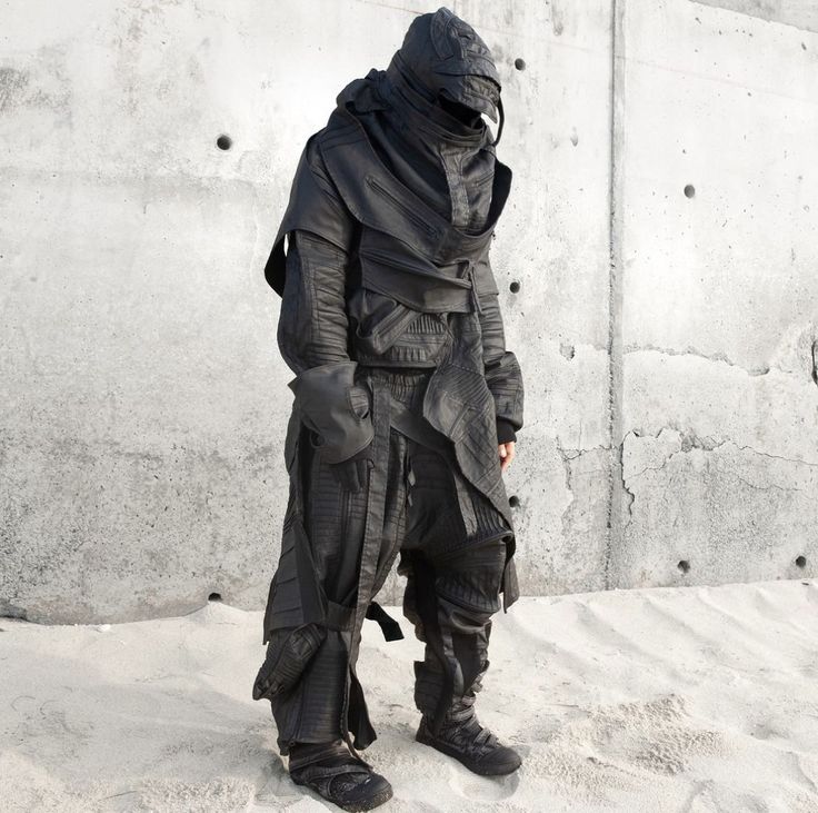 Postapocalyptic Style Men, Post Apocalyptic Outfit Male, Dystopian Fashion Male, Tech Wear Men, Futuristic Fashion Male, Apocalyptic Outfit, Post Apocalyptic Outfit, Leather Coat Outfit, Apocalypse Fashion