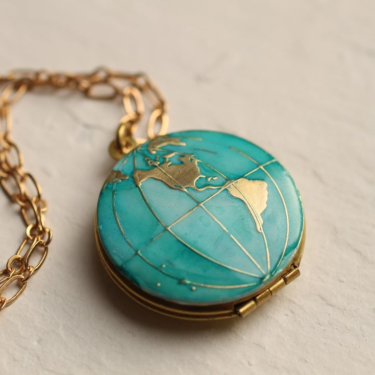 This Lockets item by SilkPurseSowsEar has 1575 favorites from Etsy shoppers. Ships from United Kingdom. Listed on Aug 26, 2023