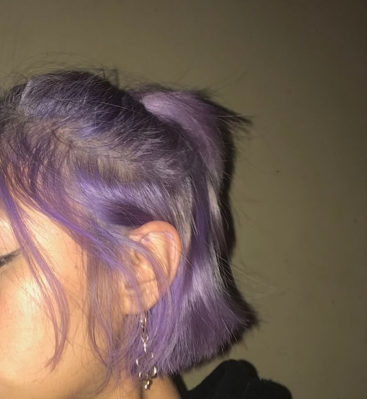 Cute Short Dyed Hair, Purple Dyed Short Hair, Purple Hair Styles For Short Hair, Light Purple Hair Short, Light Purple Hair Aesthetic, Very Short Dyed Hair, Pastel Purple Hair Short, Lilac Hair Short, Lilac Hair Aesthetic