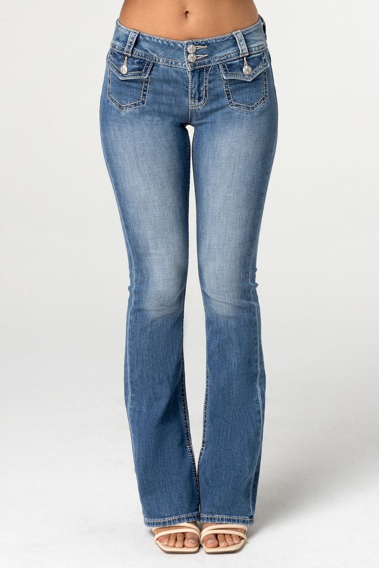 Shop The Hottest Bootcut Jeans: Heavenly Jenny Bootcut Jeans Bootcut Jeans For Women, 2000s Fashion Outfits, Cute Jeans, Boot Cut Denim, Jeans For Women, Cute Everyday Outfits, Women Denim Jeans, Really Cute Outfits, Cute Simple Outfits