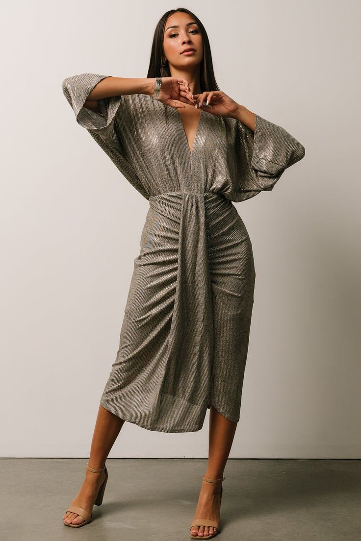 Ciara Ruched Midi Dress | Silver Metallic Semi Formal Dresses Curvy, Cocktail Dress Classy Plus Size, Shoes For Grey Dress, Metallic Party Dress, Metallic Midi Dress, Cheap Wedding Guest Dress, Curvy Cocktail Outfit, Elegant Christmas Party Dress, Mid Size Wedding Guest Outfit