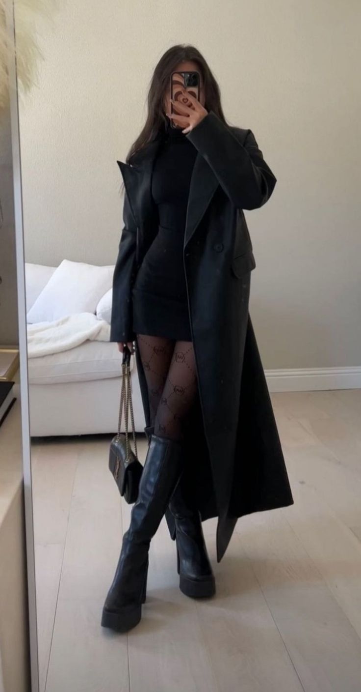 Cold Outfits, Mode Inspo, Looks Chic, �가을 패션, Outfit Inspo Fall, Looks Style, Mode Inspiration, Winter Fashion Outfits, Looks Vintage