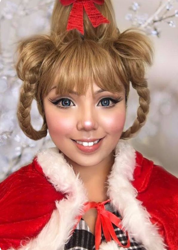 All Pink Hair, Cindy Lou Costume, Cindy Lou Hoo, Christmas Elf Makeup, Who Hair, Whoville Costumes, Cindy Lou Who Hair, Whoville Hair, Xmas Makeup