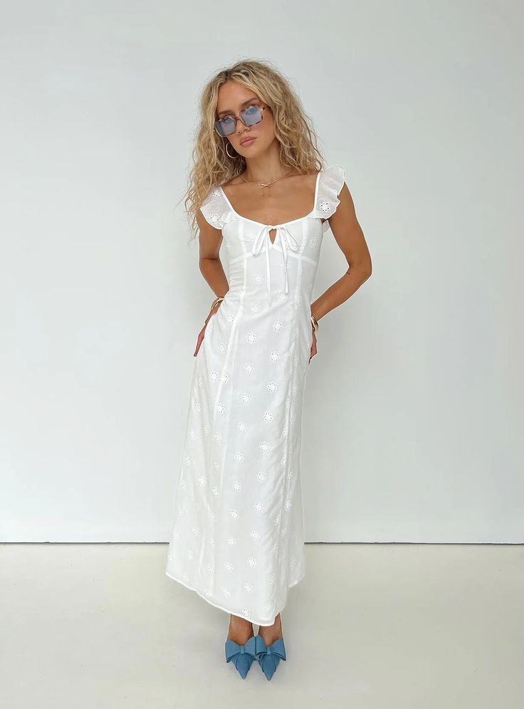 Lombardi Maxi Dress White White Puff Sleeve Maxi Dress, Confirmation Dresses White Long, Bridal Shower Dress Casual, Country Chic Dress, Rehearsal Dinner Dress Casual, White Garden Party Dress, White Senior Picture Dress, White Beachy Dresses, White Mini Sundress