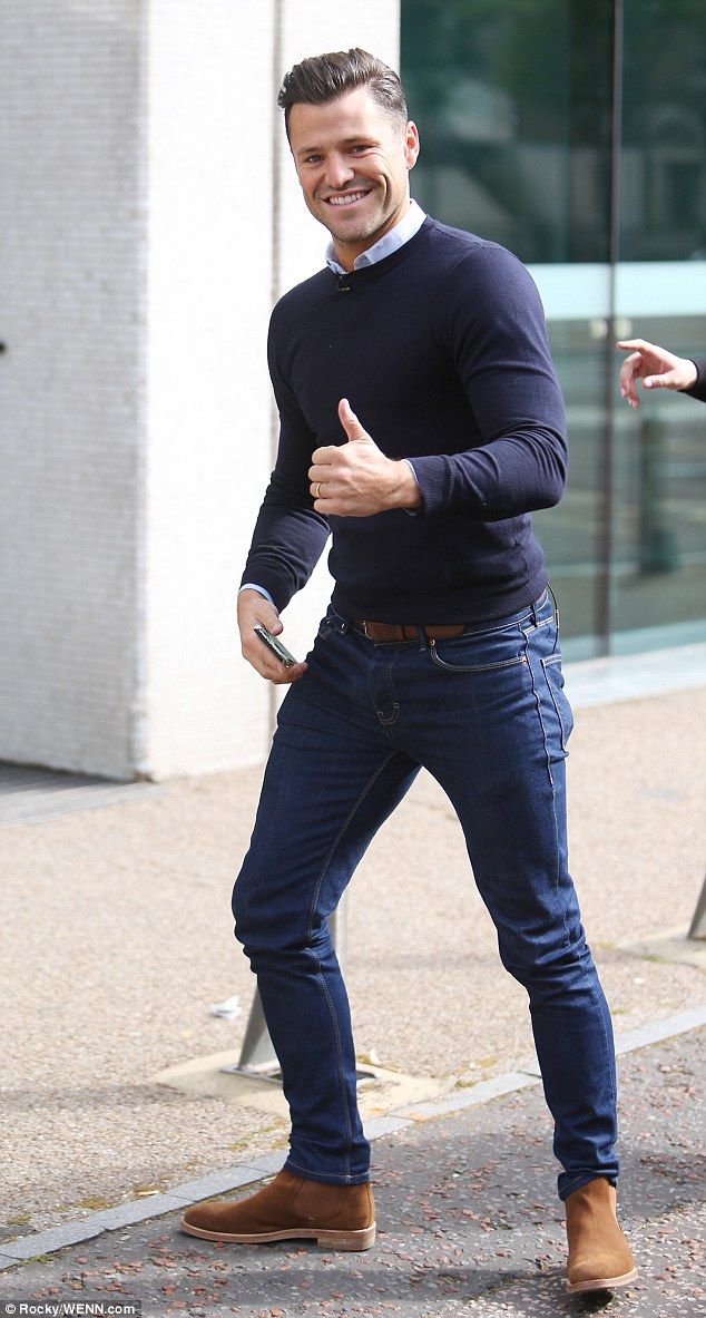 Thumbs up: Wearing a pair of skinny jeans with a fitted jumper, the star flashed a cheesy ... Workout Man, Mark Wright, Mens Business Casual Outfits, Big Men Fashion, Fitted Jumper, Straight Fit Denim, Stylish Men Casual, Mens Fashion Jeans, Fashion Suits For Men