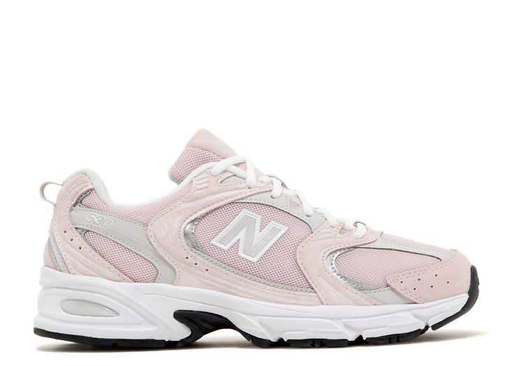 Aesthetic New Balance Shoes, World Balance Shoes, Pretty Sneakers, Shoes Aesthetic, Back To School Shoes, Trendy Shoes Sneakers, Dr Shoes, Pretty Shoes Sneakers, Shoe Ideas