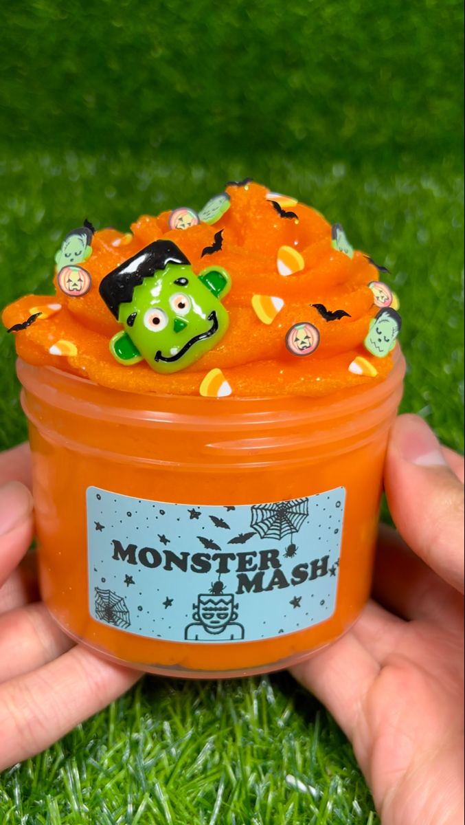 Slime Halloween Spooky Cute Fun Monster Slime, Snoop Slimes, Slime Halloween, Icee Slime, Slime Ideas, Halloween Slime, Halloween Class Party, Slime Party, Slime Craft