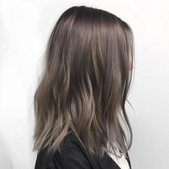 Ashy brown #avedaibw Blue Brown Hair, Cool Brown Hair, Gray Highlights, Ash Brown Balayage, Brown Hair Inspiration, Ash Brown Hair Color, Ash Hair, Brown Hair Looks, Ash Brown Hair