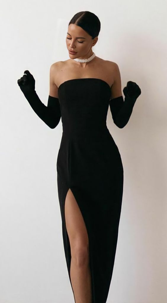 Simple Black Prom Dress, Leg Split, Black Prom Dress, Prom Dress Inspiration, Black Prom, فستان سهرة, Prom Outfits, Black Evening Dresses, Gala Dresses