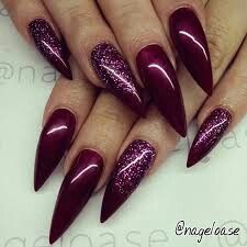 Perfect dark red nails. Burgundy Nail Designs, Nail Goals, Maroon Nails, Gel Acrylic Nails, Stiletto Nails Designs, Burgundy Nails, Super Nails, Acrylic Nail Art, Fancy Nails