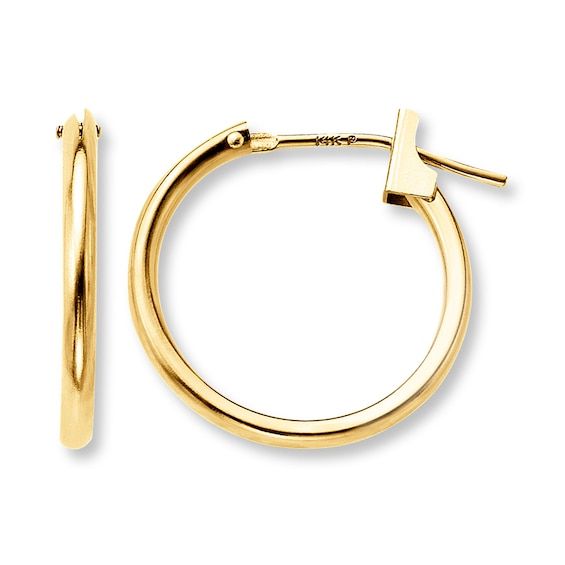 These polished 14K yellow gold hoop earrings add a hint of sparkle to any attire. Made with durable hinged backs, these petite gold hoops are an ideal choice. Neil Lane Engagement Rings, Pearl Diamond Jewelry, Cross Jewelry Necklace, Fan Jewelry, Jewelry Staples, Jewelry Advice, Jared The Galleria Of Jewelry, Yellow Gold Earring, Accessories Jewelry Earrings