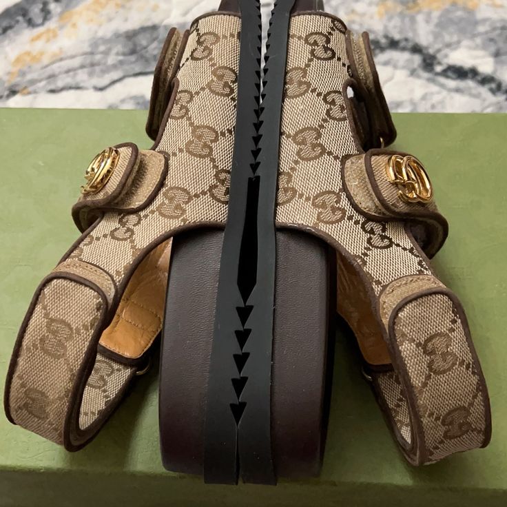 Excellent Condition Gucci Women, Shoes Gucci, Gucci Shoes, Women's Shoes Sandals, Limited Time, Shoes Sandals, Size 6, Gucci, Women Shoes