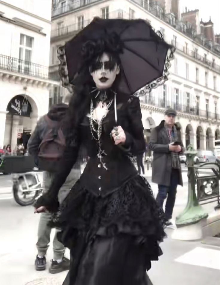 Goth X Metalhead, Old Gothic Fashion, Black Trad Goth, Traditional Goth Outfits, Trad Goth Clothes, Goth Glam Outfits, 90s Trad Goth, Gothcore Outfits, Victorian Goth Outfits