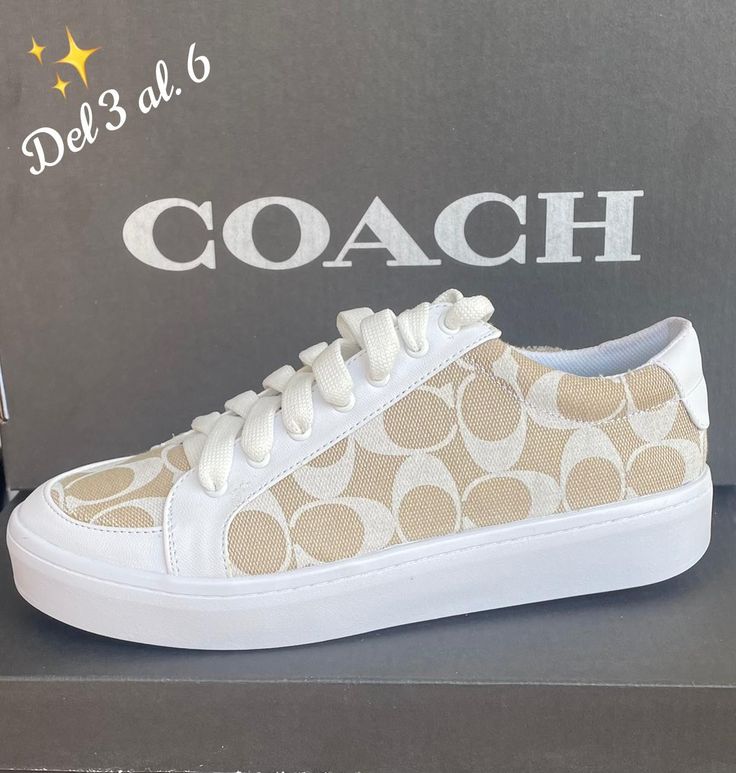 Tenis Coach, Pretty Shoes Sneakers, Hype Shoes, Girly Shoes, Material Girls, Pretty Shoes, Dream Shoes, Tennis Shoes, Cute Shoes