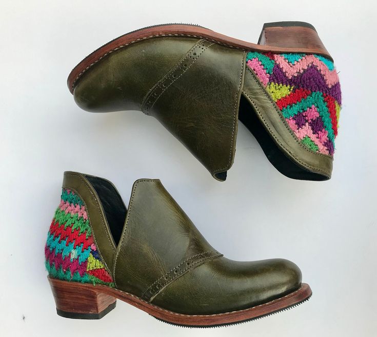 These beautiful booties are handmade by our Guatemalan artisan partner in Guatemala. These unique boots are crafted from local high quality leather and a one-of-a-kind hand-woven textile made by Guatemalan indigenous women.  Each pair of our boots is exclusive due to the one-of-a-kind huipiles (textiles) we use in each one of our projects.  Here you can order your very own unique, custom-made version of the boots you see in the photos, get in touch with us to learn how! By buying from us you are Guatemalan Art, Boots Boho, Womens Booties, Unique Boots, Ankle Boots Leather, Indigenous Women, Boho Boots, Boots Vintage, Booties Ankle Boots