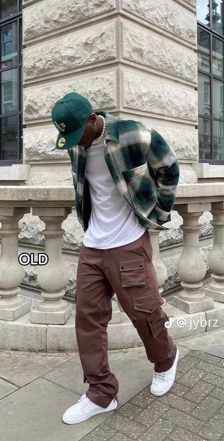 Semi Formal Casual Outfits Men, Cargo Styles Men, Drip Outfit Men Mexican, Different Styles Mens Fashion, Men’s Street Clothes, Black Guys Outfits Aesthetic, Casual Black Guy Outfits, Mens Fashion Streetwear Fall, Fall Winter Men Outfits