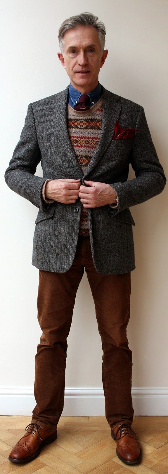 http://www.greyfoxblog.com/2015/01/one-jacket-five-styles-making-full-use.html Corduroy Pants Outfits, Joe Ryan, Sport Coat Outfit, Burgundy Chinos, Style Tips For Men, Tweed Jacket Outfit, Sweater And Jeans Outfit, Caribbean Outfits, Herringbone Tweed Jacket