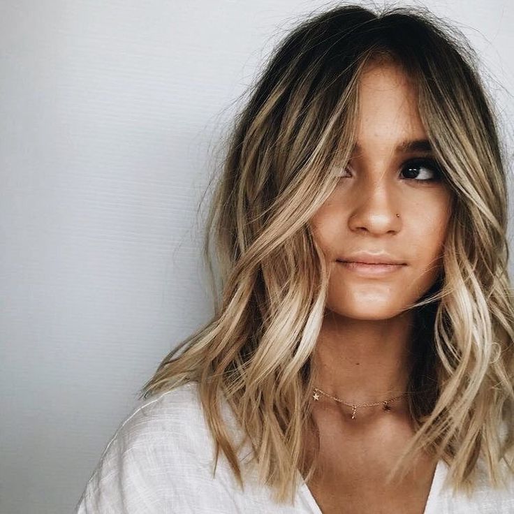 hair inspo New Hair Trends, Balayage Blonde, Frontal Hairstyles, 50 Plus, Salon Design, Shoulder Length Hair, Great Hair, Balayage Hair, Bobs Haircuts