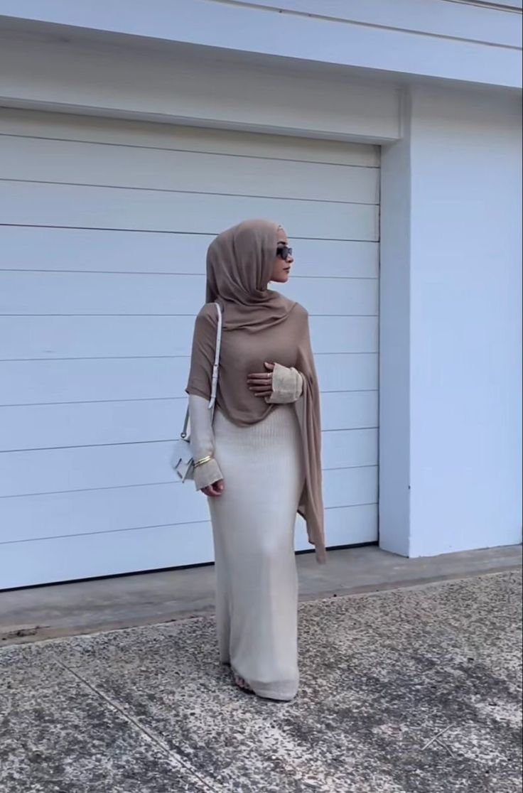 Summer Hijabi, Islamic Outfits, Hijabi Summer, Modest Outfits Muslim, Glamouröse Outfits, Hijab Fashion Summer, Florida Outfits, Estilo Hijab, Stile Hijab