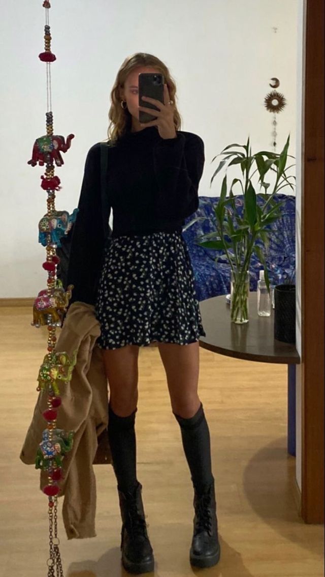 A girl standing in front of the mirror wearing a cute black flowery mini skirt, black turtleneck and platform boots Fall Fashion Feminine, Knew High Socks Outfit, Art Walk Outfit, 80 Fashion Women Outfits, Fall Birthday Dress, Elevated Goth Style, Casual Hourglass Outfits, Casual Winter Dresses For Women, 33 Year Old Woman Style