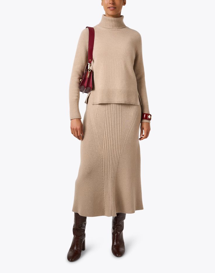 Expertly knit, Kobi Halperin's Wylan sweater is a polished option for the new season. Crafted from cashmere, the midi turtleneck silhouette is crafted to perfection. Wear yours with a coordinating skirt or your favorite pair of jeans for a variety of chic styling options. Winter Wardrobe Essentials, Boots Chelsea, Kobi Halperin, Tube Skirt, Suede Chelsea Boots, Knit Midi Skirt, Organic Colors, Winter Skirt, Mermaid Skirt