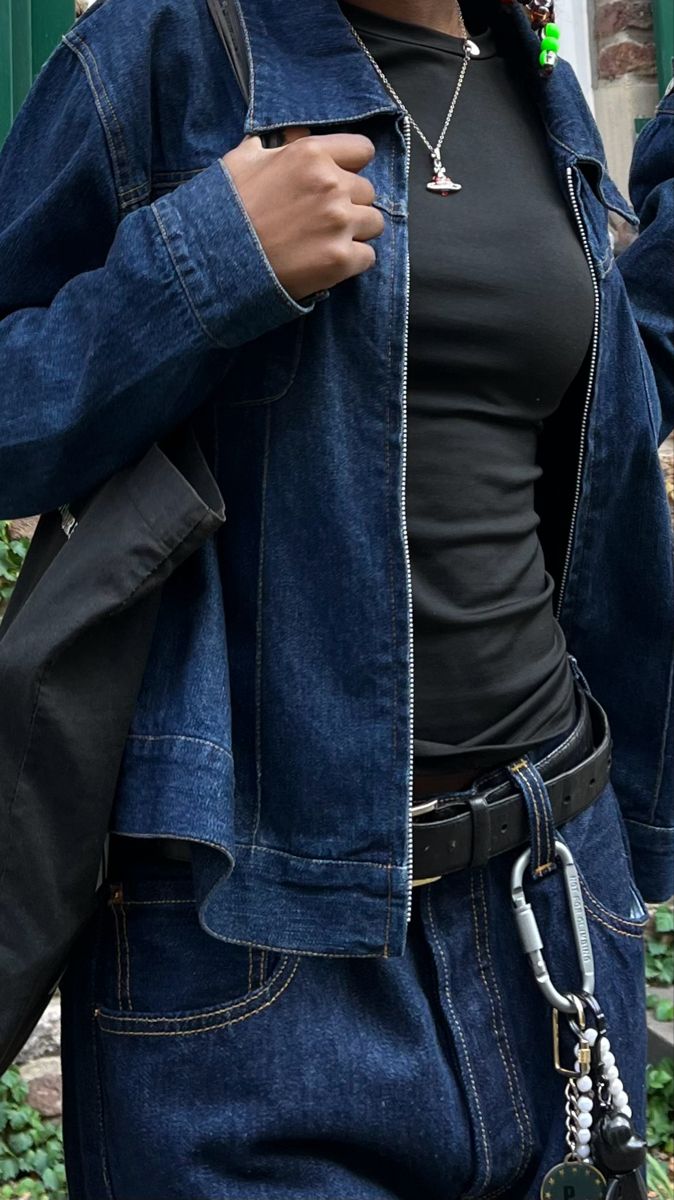 Denim Set Aesthetic, Blue Denim And Black Outfit, Dark Brown And Blue Outfit, Dark Denim Aesthetic, Dark Wash Denim Jacket Outfit, Black And Dark Blue Outfit, Dark Blue Jean Jacket Outfits, Dark Jean Jacket Outfits, Dark Blue Jacket Outfit