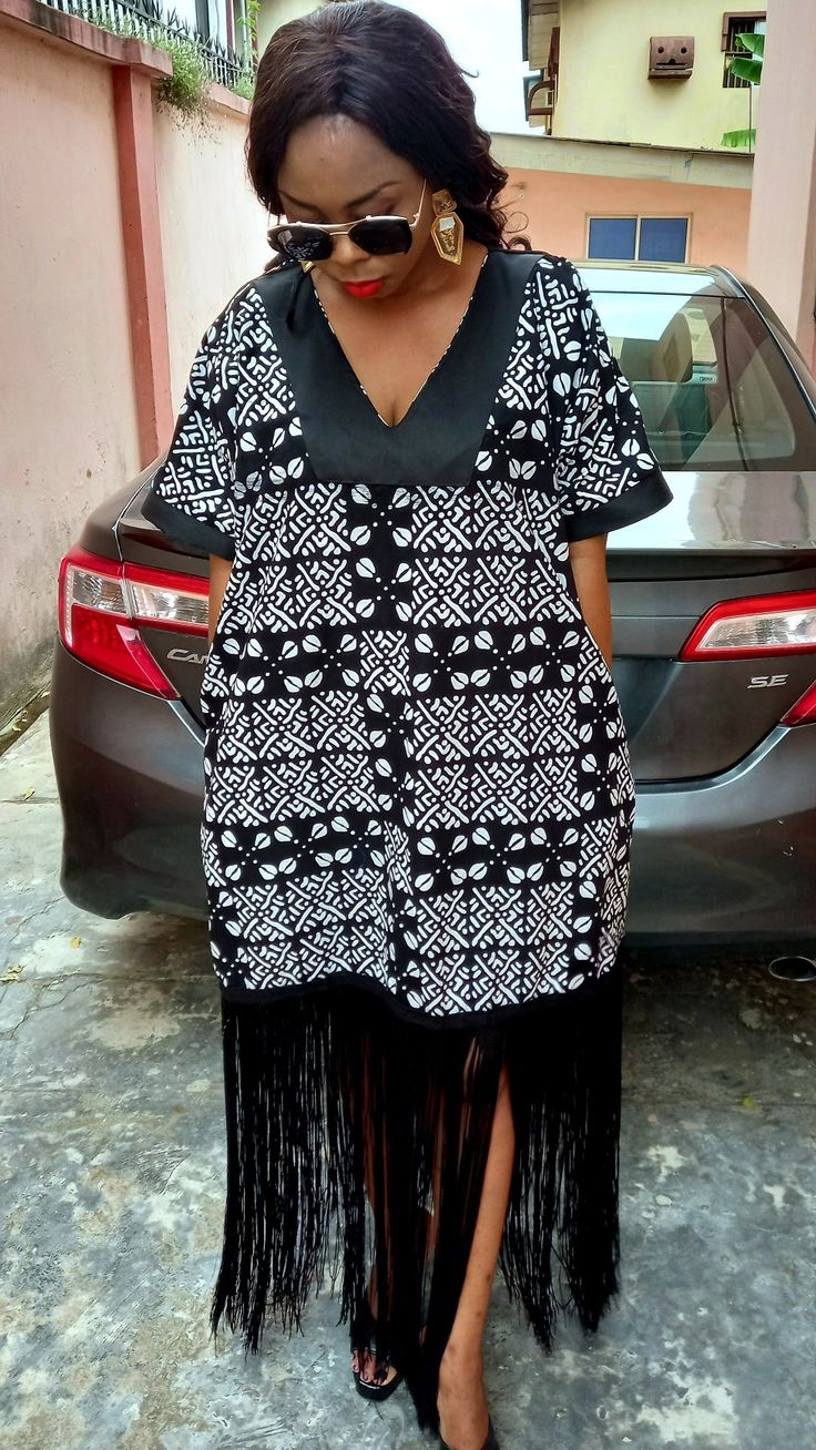 Ankara Short Gown Styles With Fringe, Short Gown With Fringe, Short Bubu Gown With Fringe, Bubu Kaftan Styles, Kampala Gown Styles For Ladies, Boubou Styles, Simple Dress Styles, Boubou Styles For Women, Kaftan Styles