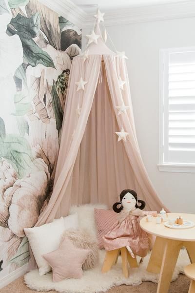 Pink And Green Girls Bedroom, Girls Bedroom Paint, Room Ideas For Girls, Girl's Rooms, Nursery Diy Projects, Amber Room, Kids Room Ideas, Paint Bedroom