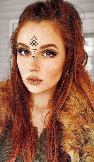 Simple Viking Makeup, Tyr Fenrir, Pagan Makeup, Warrior Makeup, Viking Halloween Costume, Viking Makeup, Vikings Halloween, Viking Cosplay, Odin Thor